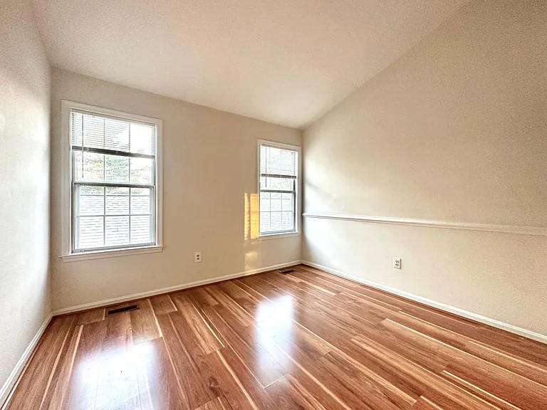 20322 Butterwick Way — Photo 32