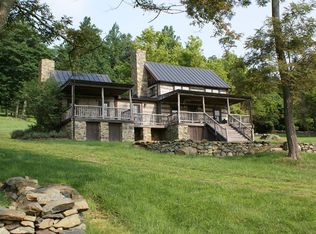 21529 Highland Ridge Ln, Paris, VA 20130