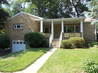 1895 Duncan Ave, Allison Park, PA 15101