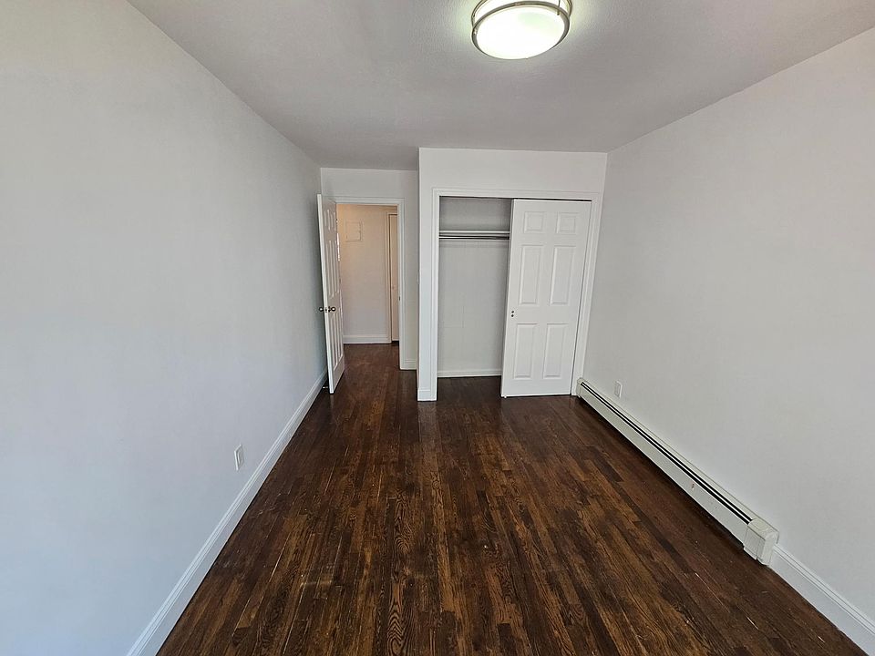 1st image of 24015 68th Ave Floor 2