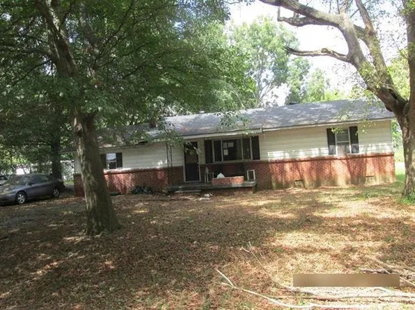 309 Charles St, Oil Trough, AR 72564