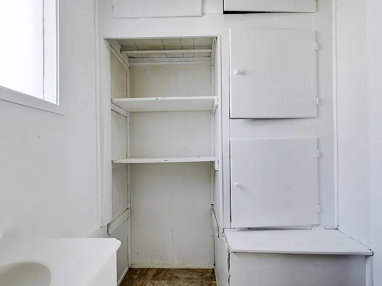 1314 N Sabinas St — Photo 17