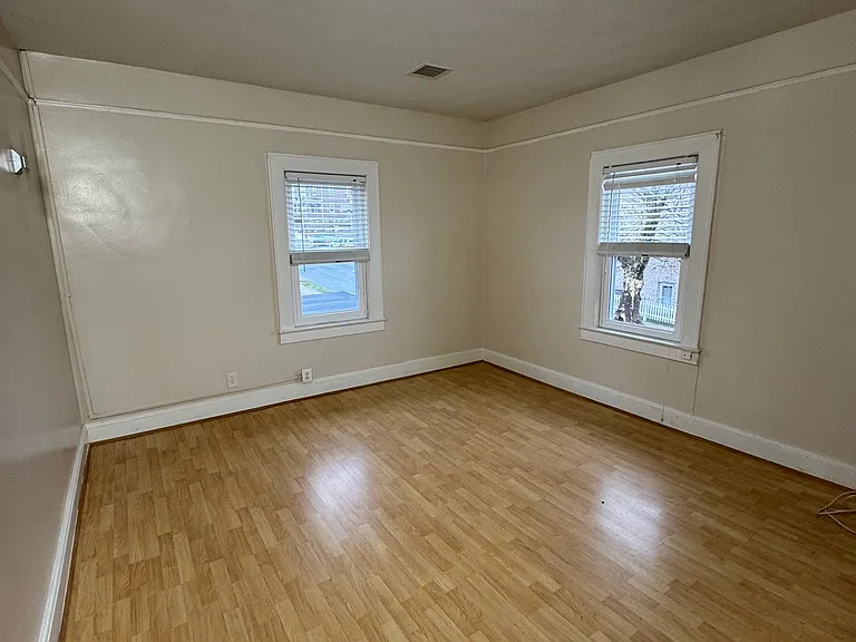 365 Commercial Ave #2 — Photo 1