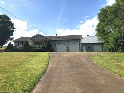 469 W Herring Rd, Masontown, WV, 26542