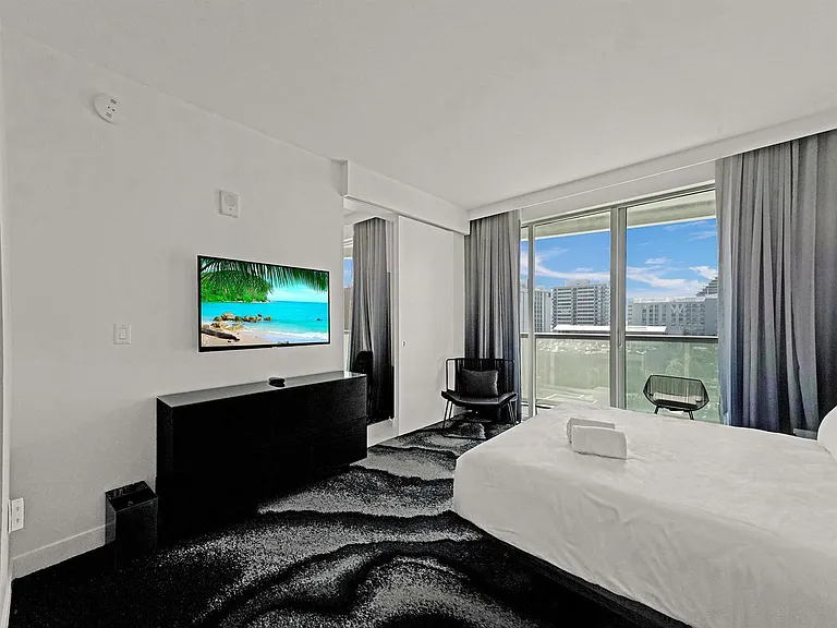 3101 Bayshore Dr #709 — Photo 32