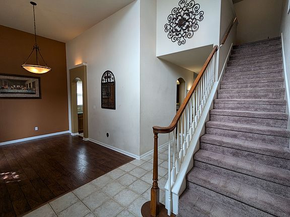 2nd image of 8823 Brae Bnd