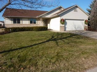 602 Greenfield Dr, Deforest, WI 53532