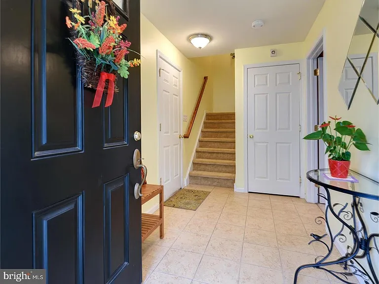 2754 Shelburne Rd — Photo 3