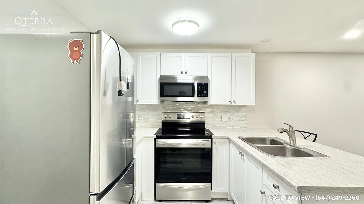 Building Photo - 306 Briarmeadow Dr #2