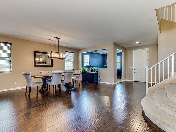 4th image of 40520 W Marion May Ln