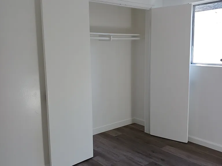 14132 Vanowen St #3 — Photo 8