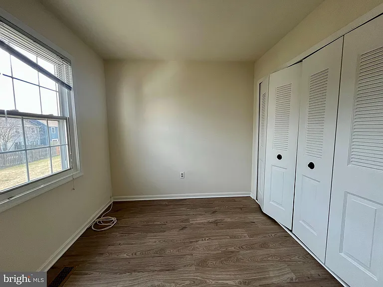 8421 McKenzie Cir — Photo 32