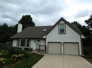 12407 S Acuff Ct, Olathe, KS 66062