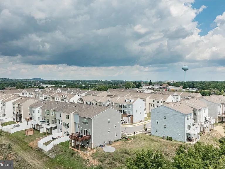 227 Schramm Loop — Photo 4