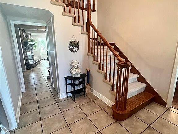 4th image of 131 Sherwood Dr