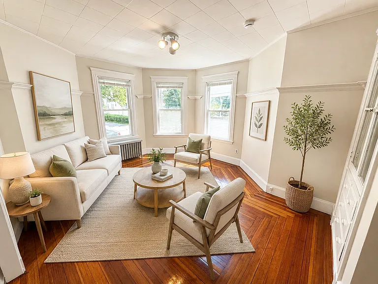 16 Hobson St #2 — Photo 3