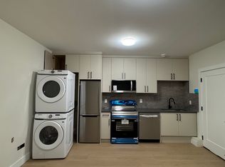 10109 172a St #BASEMENT, Surrey, BC V3S 3Z8