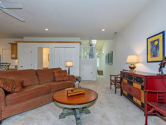 5th image of 1607 NE 89th Pl