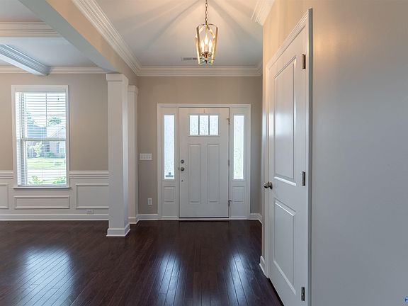2nd image of 15223 Lakeside Trl SW