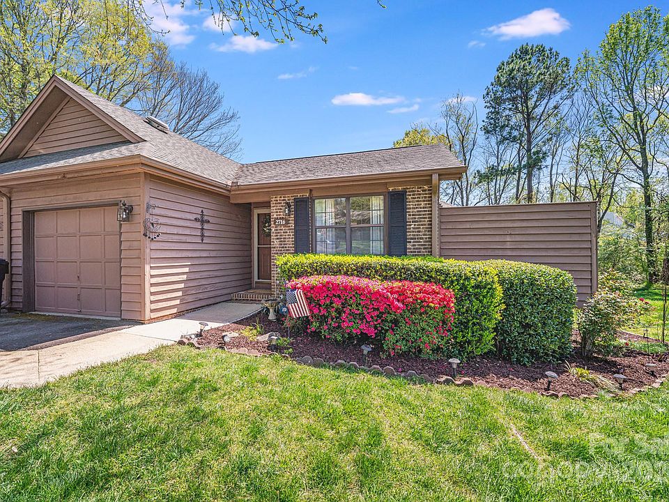1st image of 2716 Woodridge Dr #I-2