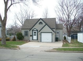 802 Woodside Ave, Ripon, WI 54971