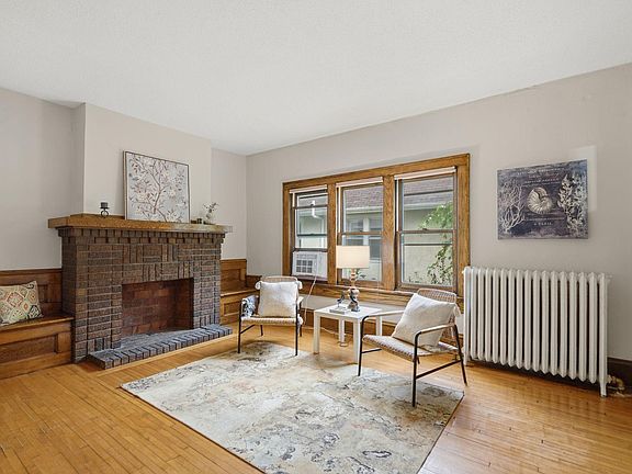 5th image of 3044 32nd Ave S
