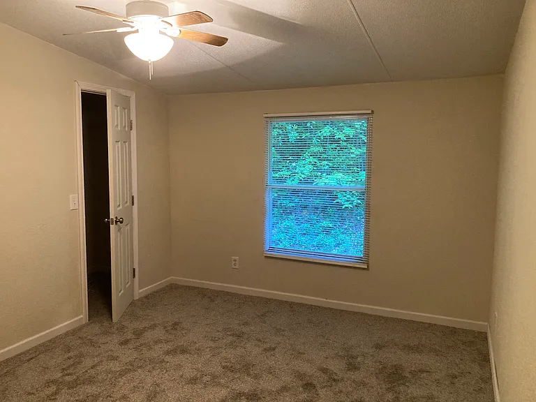 Walker Ln — Photo 12