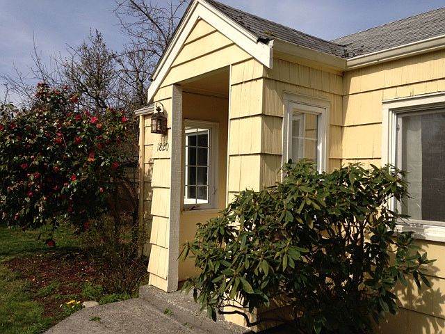 1st image of 1820 9th Ave SE