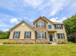 25 Jade Ln, Hereford, PA 18056