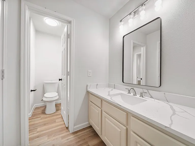506 Marathon Pl — Photo 36