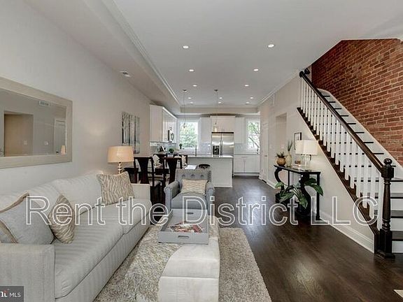 5th image of 15 Q St NW Unit A