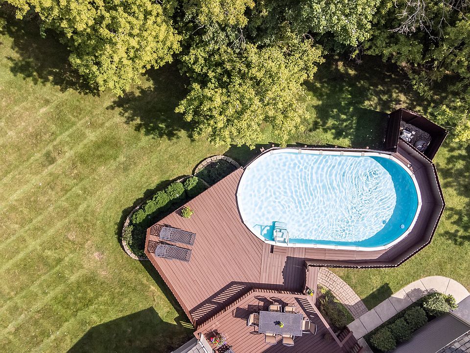 2nd image of 4274 Hilltop Rd