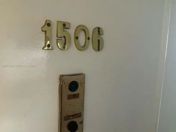 999 Brickell Bay Dr APT 1506, Miami, FL 33131