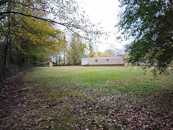 4th image of 150 Henry Dr