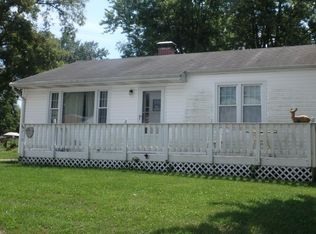 710 S 16th St, Belleville, IL 62220