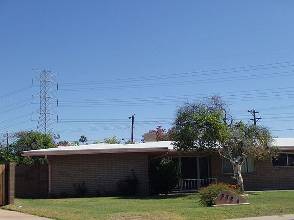 3rd image of 3720 E Arbor Cir