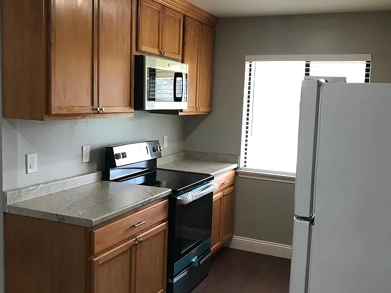 3400 Holsclaw Rd — Photo 9