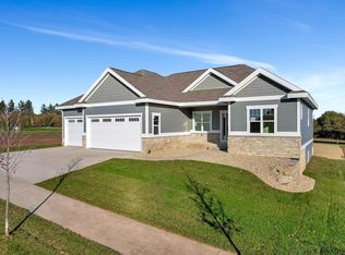 1102 Reese Trl, Waunakee, WI 53597