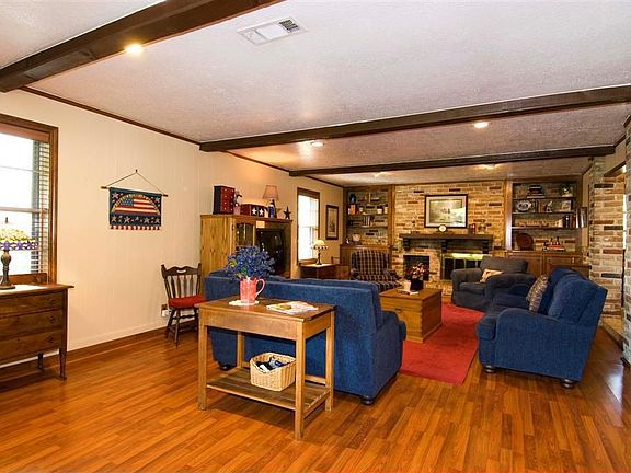 5th image of 16309 Acapulco Dr
