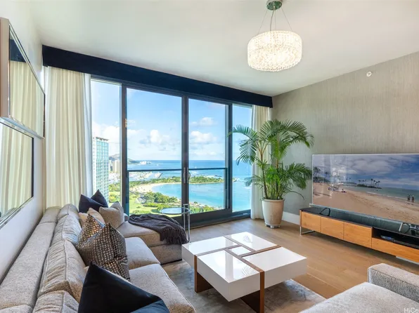 1108 Auahi St #Penthouse 3402, Honolulu, HI 96814