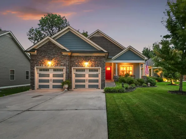 8422 Kennerly Ct, Ooltewah, TN 37363
