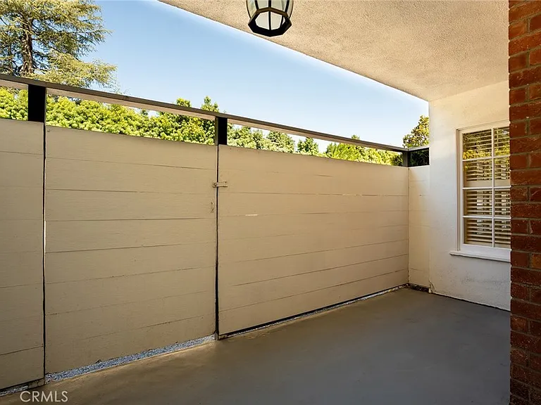 681 S Orange Grove Blvd #3 — Photo 6