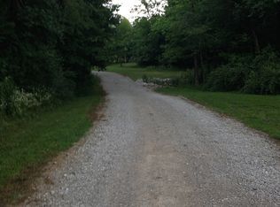 1322 N Folsomville Rd, Boonville, IN 47601