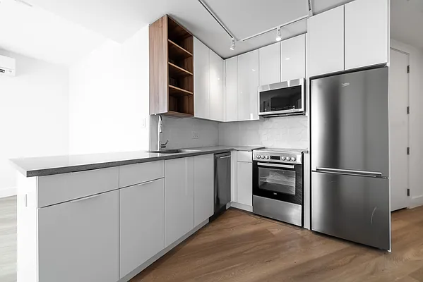 Rented by Key City Capital Inc | media 2