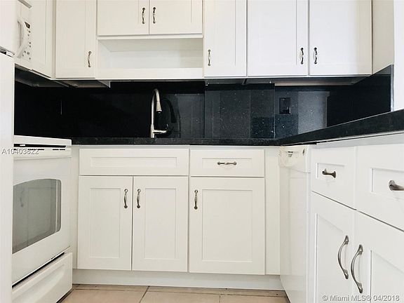 3rd image of 2715 Tigertail Ave APT 504