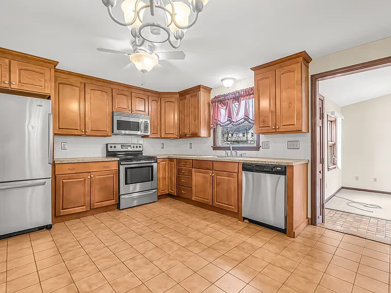 90 Rolling Ridge Rd — Photo 8