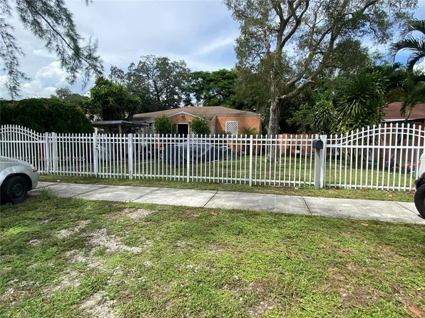 1305 Dunad Ave, Opa Locka, FL 33054