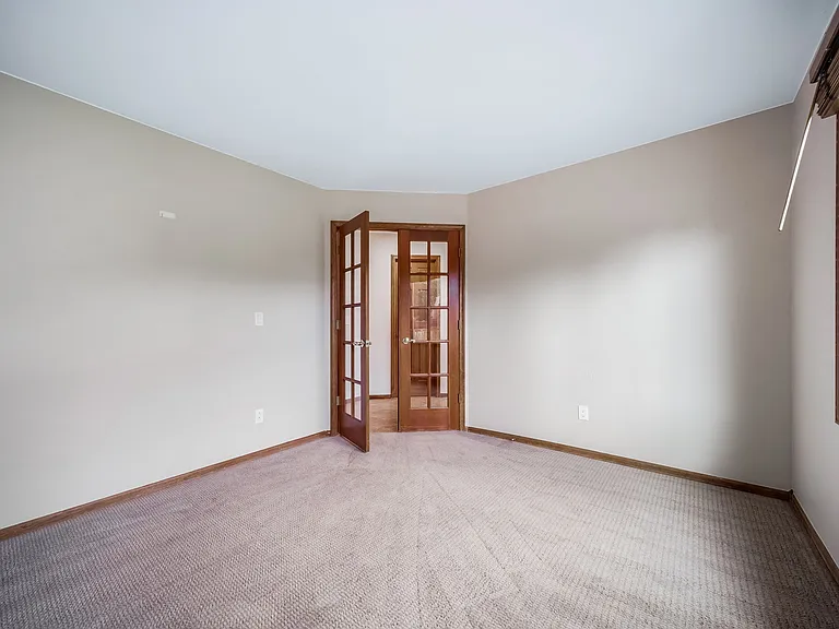 6793 Blackhawk Ct — Photo 21