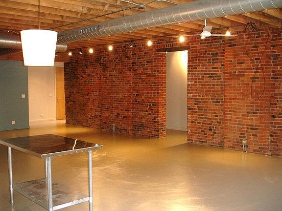 5th image of 15 E Gay St APT 4A