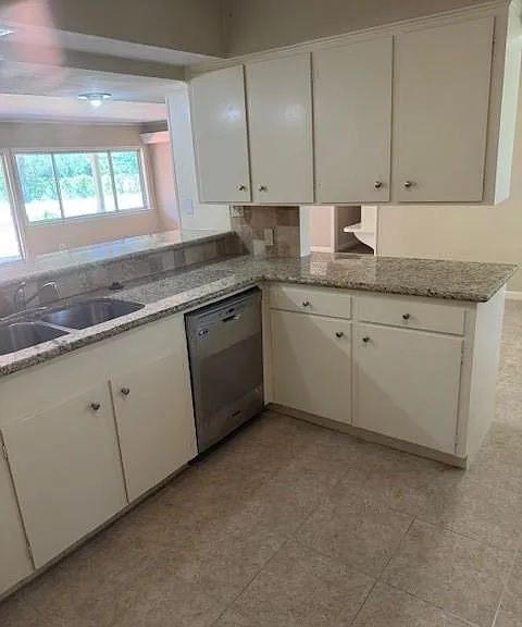 6006 Bermuda Dunes Dr — Photo 13